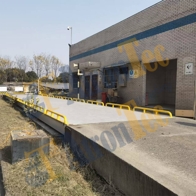 80t and 3*18m Analog Truck Scale with side rails,Weighbridges with steel ramps